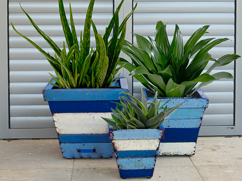 Product photograph of Collaroy Square Planters Set Of Three from The Garden Furniture Centre Ltd