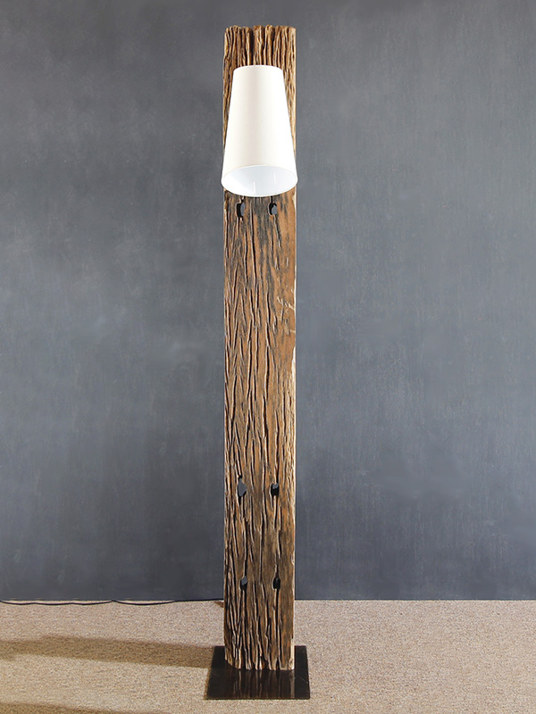 Product photograph of Hugo Floor Lamp from The Garden Furniture Centre Ltd