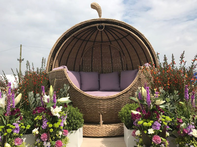 Product photograph of Montana Apple Day Bed from The Garden Furniture Centre Ltd