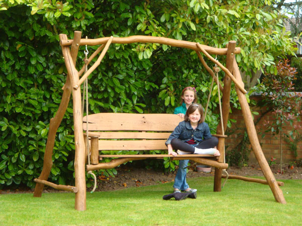 Product photograph of Oak Swing Seat 3 from The Garden Furniture Centre Ltd