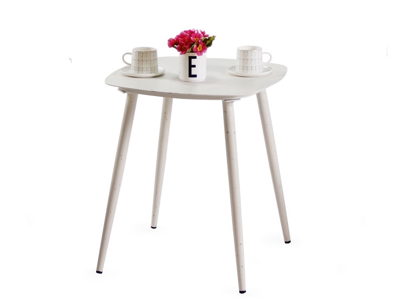 Product photograph of Retro Windsor Leisure Coffee Table from The Garden Furniture Centre Ltd