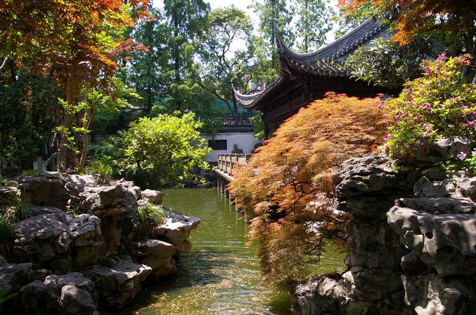 Zen Gardens are perhaps the earliest examples of Rock Gardens