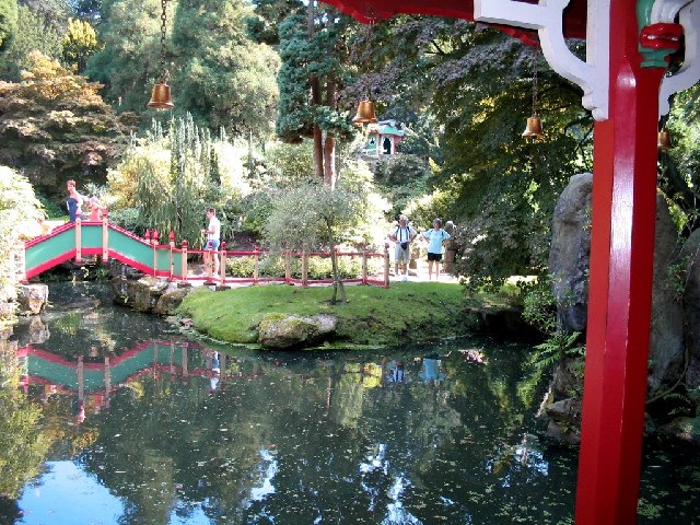 Chinese influenced bridge at Biddulph Grange 