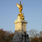 The famous Buckingham Statue